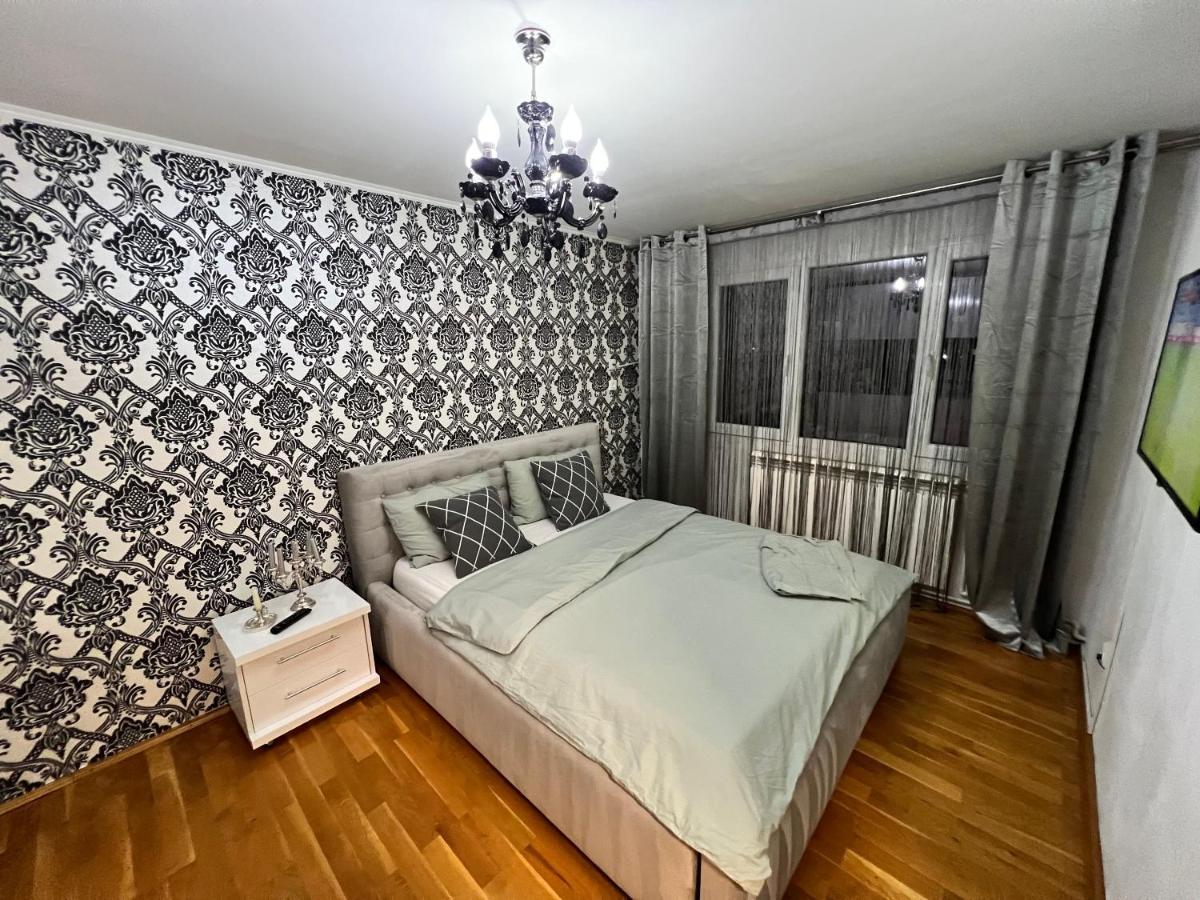 Debo Apartament Lugoj Eksteriør bilde